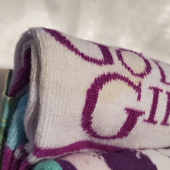 NIB Bioworld The Golden Girls 6 Pair Casual Crew Socks *Stain On One Pair* - Picture 10 of 11